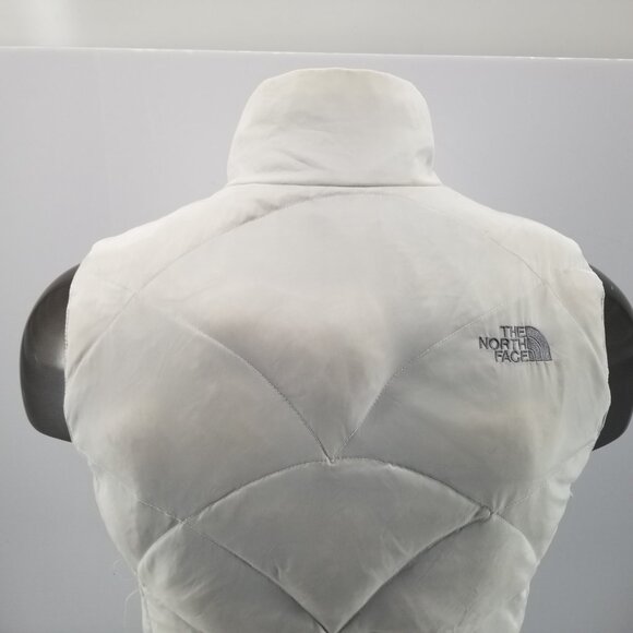 Women's The North Face TNF White Nuptse 550 Down White Puffer Vest Jacket Sz M - Picture 7 of 13